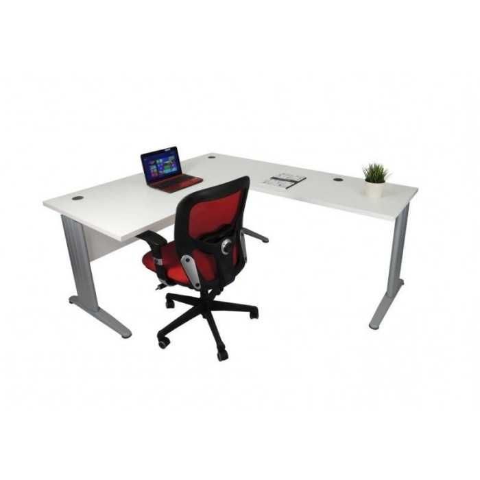 Mesa de oficina EURO 3000  con ala de Euromof Mesa de oficina EURO 3000  con ala de Euromof