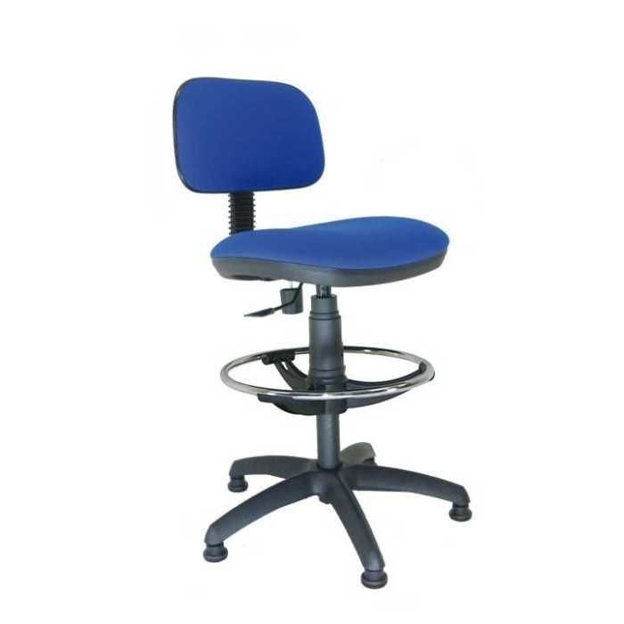 Taburete de oficina modelo SOFY de Vincolo, con topes, aro cromado, giratorio Taburete de oficina modelo SOFY de Vincolo, con topes, aro cromado, giratorio