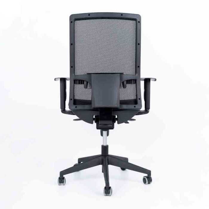 Silla de oficina SIA 5 de Hergo Silleria giratoria con brazos regulables, mecanismo sincron en negro Silla de oficina SIA 5 de Hergo Silleria giratoria con brazos regulables, mecanismo sincron en negro
