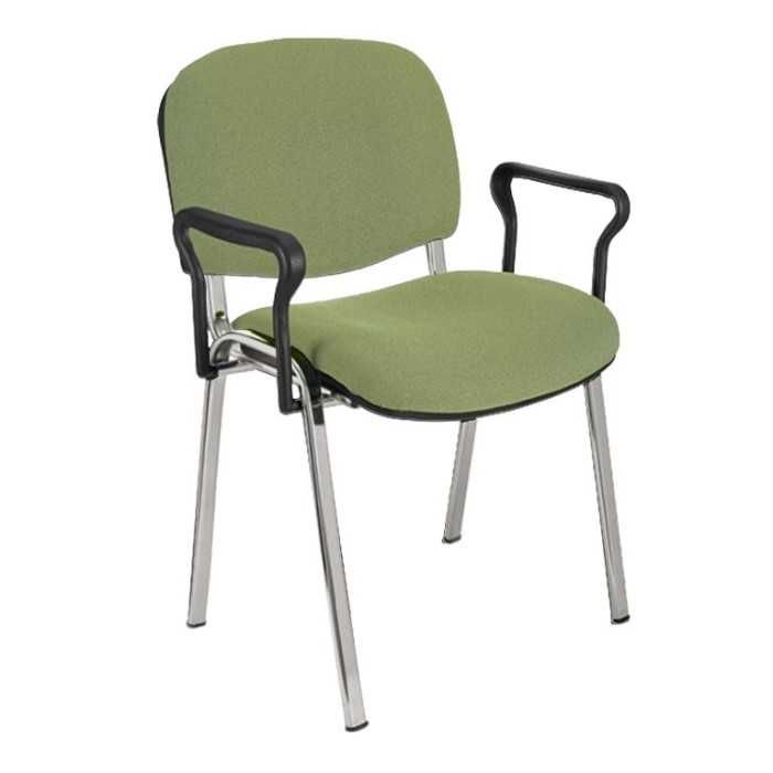 Silla confidente tapizada ISO con brazos estructura cromada