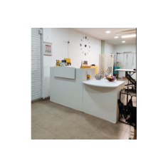 Mostrador recepción MOBI 200 cm, blanco,  sobremostrador y zócalo blanco Mostrador recepción MOBI 200 cm, blanco,  sobremostrador y zócalo blanco